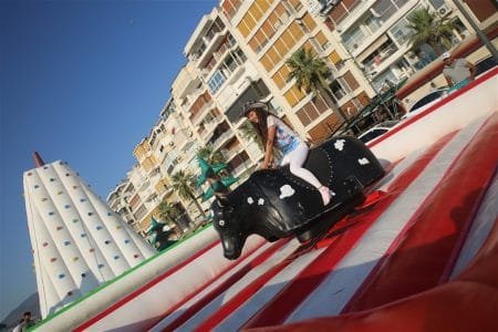 Şişme Oyun Parkuru Kiralama Rodeo Kiralama