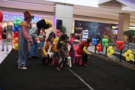 Sandalye Kapma Oyunu